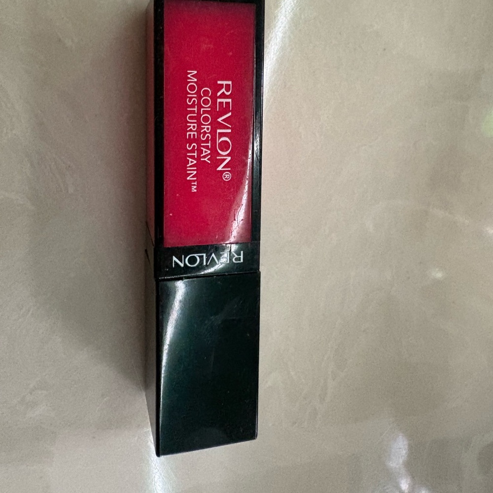 Revlon ColorStay Moisture Stain Lip Gloss - Bold Red